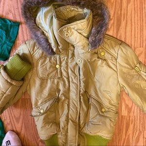 Puffer coat by MonoReno